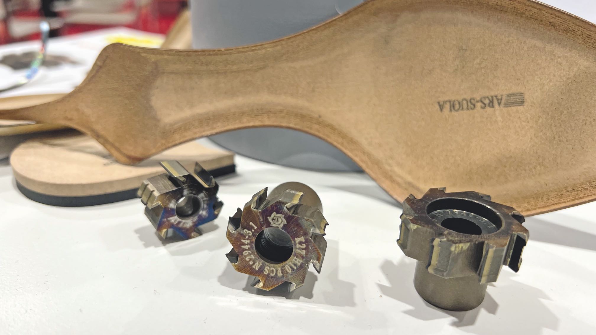 INTERNATIONAL CUTTERS, a diamond cutter is forever Simac Tanning Tech