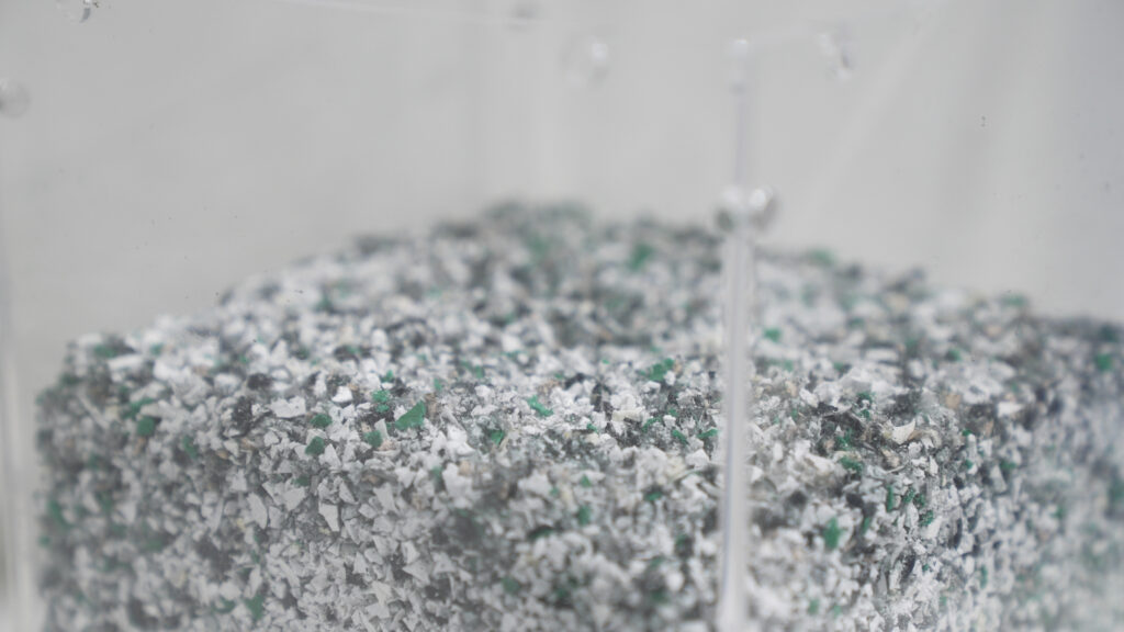 OLIANS PLAST: Polimero termoplastico riciclato e certificato